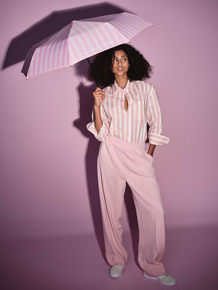 Зонтик в розовую полоску iconic stripe rain umbrella