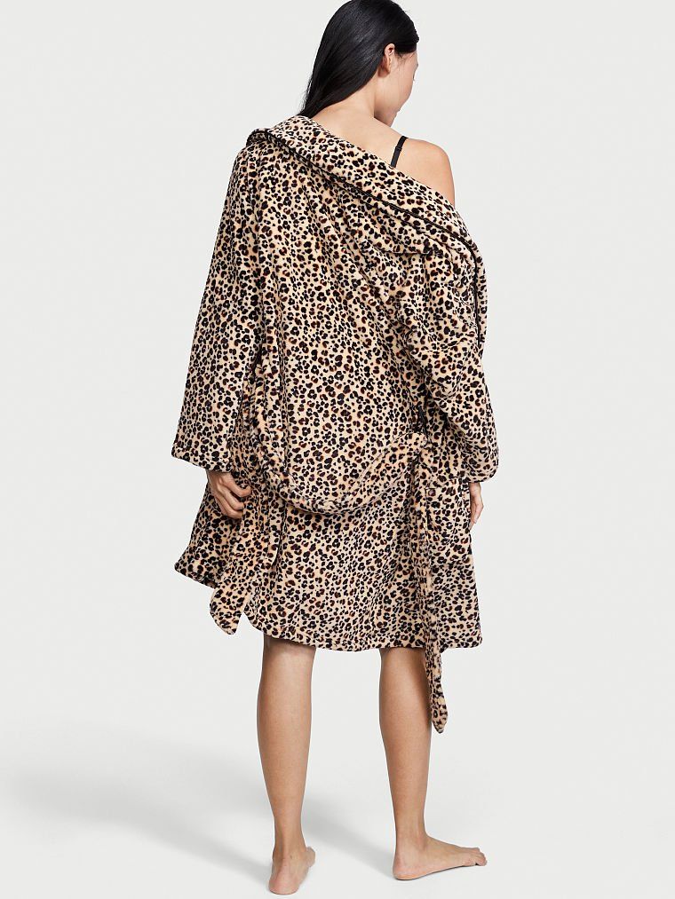 Плюшевый халат Victoria’s Secret Logo Short Cozy Robe леопардовый