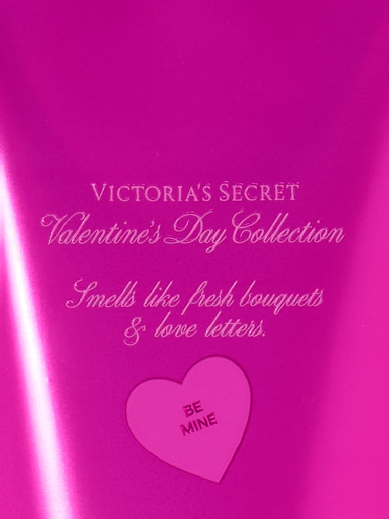Лосьйон для тіла bows & roses body lotion