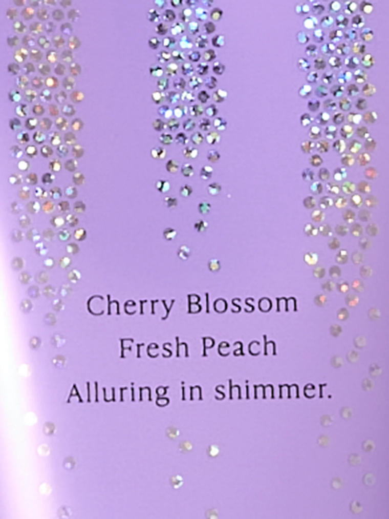 Лосьйон для тіла love spell shimmer