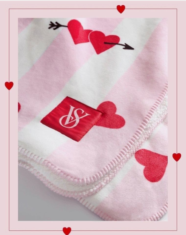 Плед cozy plush sherpa blanket в рожеву смужку
