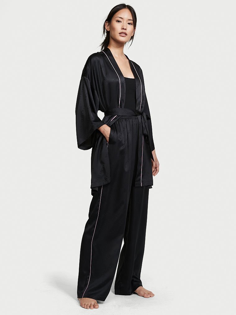 Сатинова піжама Victoria’s Secret Satim 3-Piece Pj Set Black Logo в чорному кольорі